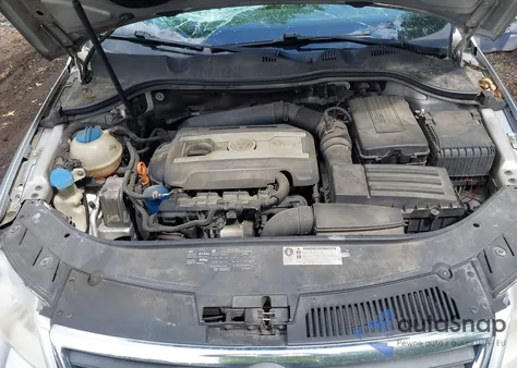 2009 Volkswagen Passat Komfort from USA, damaged, VIN WVWJK73C09P055842